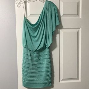 🎈Gorgeous  Glittery Green Party Dress🎊